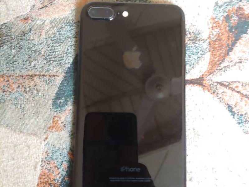 iPhone 7plus 128gig factory unlocked