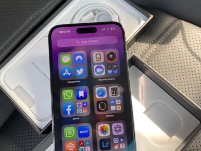 Fairly Used 👌 Sim Locked 14 Pro Max 128 GB BH 94% deep purple color Locked to Canada Bell Supports Sim Card Cool *₵ 9800* 100% Stable Gevey Available for unlocking *₵ 300* U can swap as always 😊